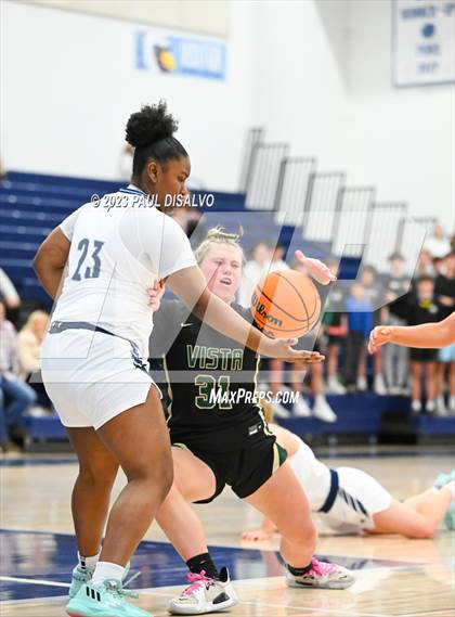 Thumbnail 3 in Valor Christian vs. Mountain Vista (CHSAA 6A First Round) photogallery.