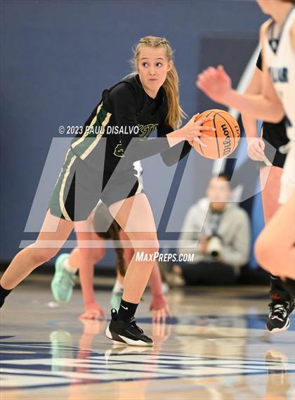 Thumbnail 1 in Valor Christian vs. Mountain Vista (CHSAA 6A First Round) photogallery.