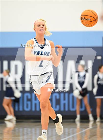 Thumbnail 2 in Valor Christian vs. Mountain Vista (CHSAA 6A First Round) photogallery.