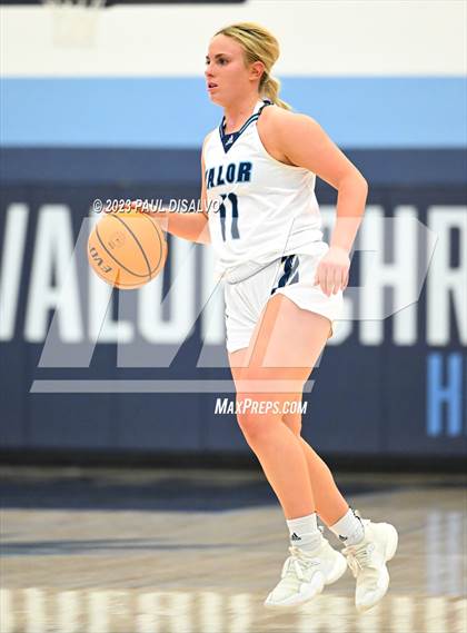 Thumbnail 2 in Valor Christian vs. Mountain Vista (CHSAA 6A First Round) photogallery.