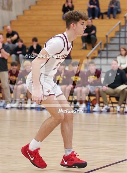 Thumbnail 1 in Windsor vs. Summit photogallery.