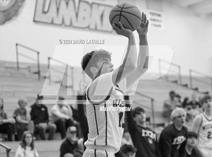 Thumbnail 3 in Windsor vs. Summit photogallery.
