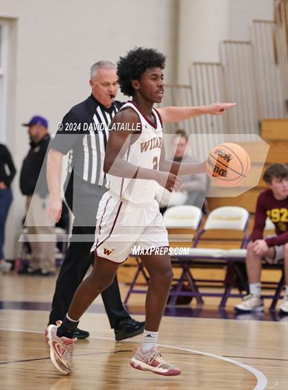 Thumbnail 2 in Windsor vs. Summit photogallery.