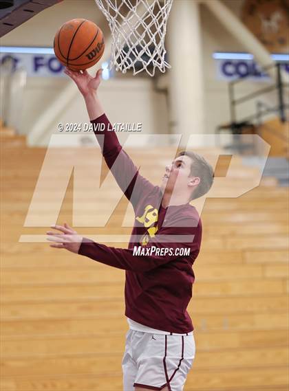 Thumbnail 2 in Windsor vs. Summit photogallery.