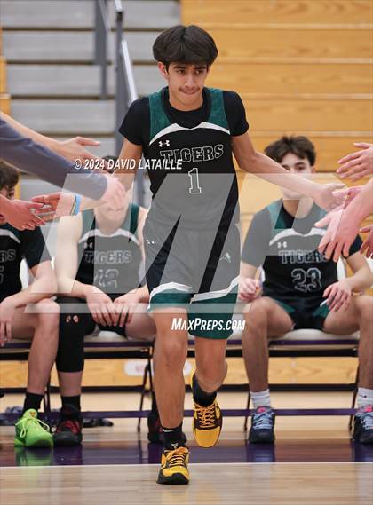 Thumbnail 3 in Windsor vs. Summit photogallery.
