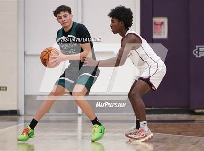 Thumbnail 2 in Windsor vs. Summit photogallery.
