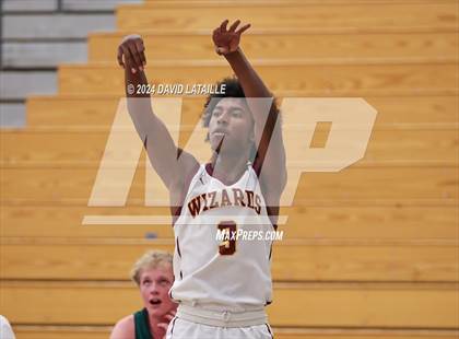 Thumbnail 2 in Windsor vs. Summit photogallery.