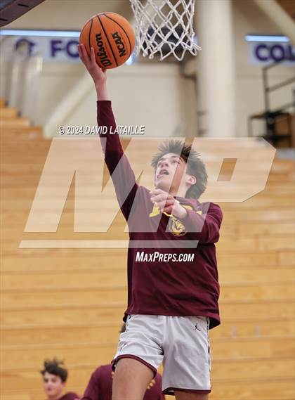 Thumbnail 1 in Windsor vs. Summit photogallery.