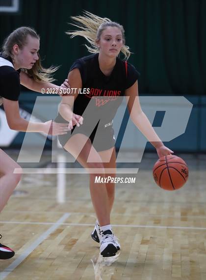 Thumbnail 2 in Liberty Union vs Utica (Scrimmage) photogallery.