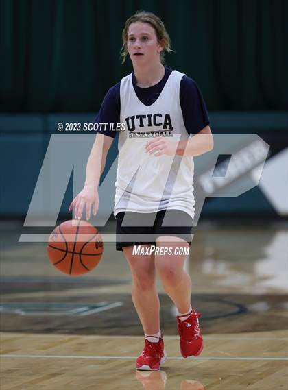 Thumbnail 1 in Liberty Union vs Utica (Scrimmage) photogallery.