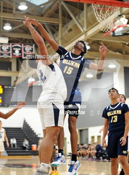 Thumbnail 3 in Trabuco Hills vs. Millikan (Tustin Holiday Classic) photogallery.