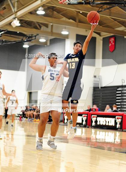 Thumbnail 2 in Trabuco Hills vs. Millikan (Tustin Holiday Classic) photogallery.