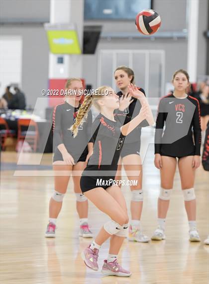 Thumbnail 3 in Village Christian vs. North Douglas (Nike TOC Southwest) photogallery.