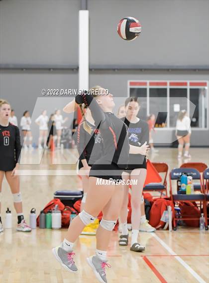 Thumbnail 1 in Village Christian vs. North Douglas (Nike TOC Southwest) photogallery.