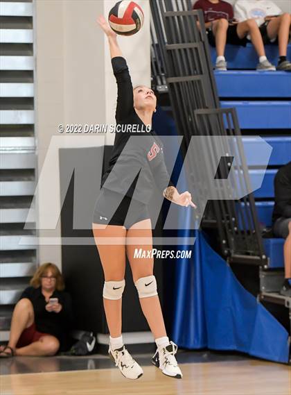 Thumbnail 2 in Village Christian vs. North Douglas (Nike TOC Southwest) photogallery.