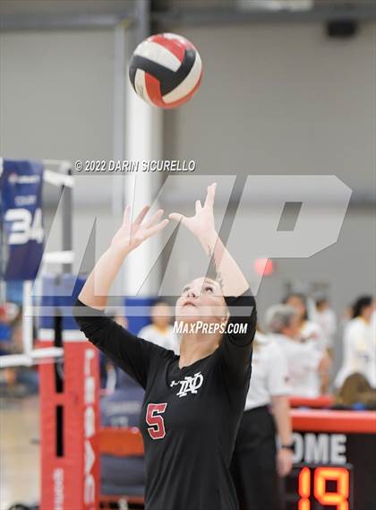 Thumbnail 1 in Village Christian vs. North Douglas (Nike TOC Southwest) photogallery.