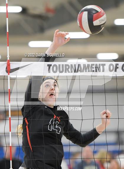 Thumbnail 1 in Village Christian vs. North Douglas (Nike TOC Southwest) photogallery.