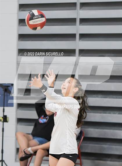 Thumbnail 3 in Village Christian vs. North Douglas (Nike TOC Southwest) photogallery.