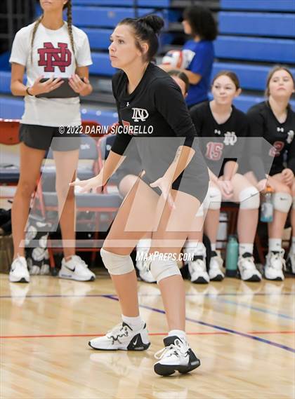Thumbnail 1 in Village Christian vs. North Douglas (Nike TOC Southwest) photogallery.