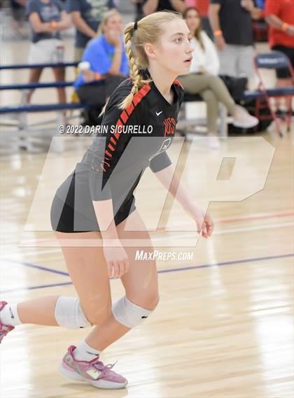 Thumbnail 3 in Village Christian vs. North Douglas (Nike TOC Southwest) photogallery.