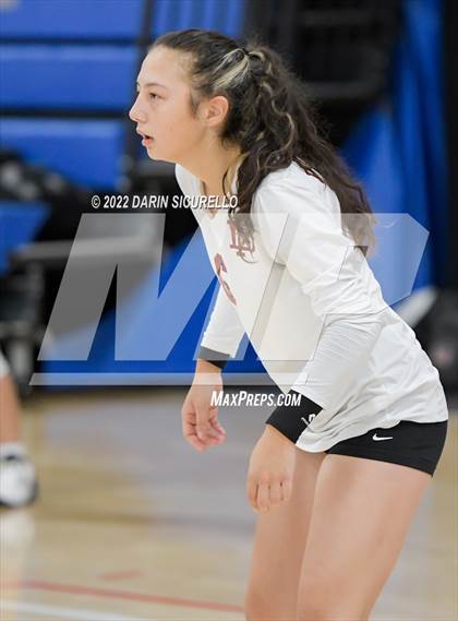Thumbnail 2 in Village Christian vs. North Douglas (Nike TOC Southwest) photogallery.