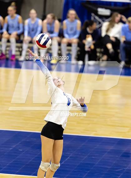 Thumbnail 1 in Alamosa vs. The Village (CHSAA 3A Third Round) photogallery.