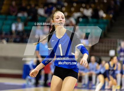 Thumbnail 2 in Alamosa vs. The Village (CHSAA 3A Third Round) photogallery.