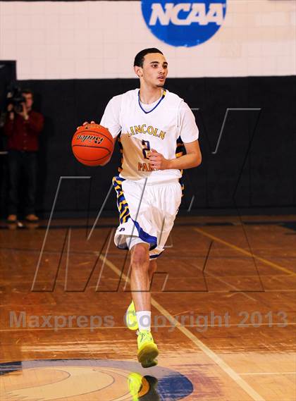 Thumbnail 2 in Johnsonburg vs. Lincoln Park Performing Arts (PIAA Class A Western Final) photogallery.