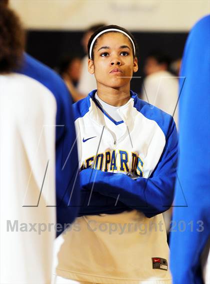 Thumbnail 2 in Johnsonburg vs. Lincoln Park Performing Arts (PIAA Class A Western Final) photogallery.