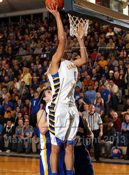 Thumbnail 1 in Johnsonburg vs. Lincoln Park Performing Arts (PIAA Class A Western Final) photogallery.