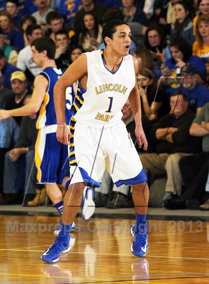 Thumbnail 1 in Johnsonburg vs. Lincoln Park Performing Arts (PIAA Class A Western Final) photogallery.