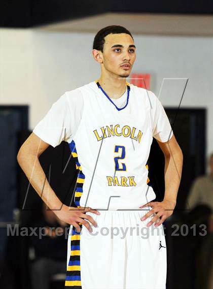 Thumbnail 1 in Johnsonburg vs. Lincoln Park Performing Arts (PIAA Class A Western Final) photogallery.