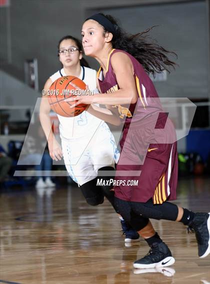 Thumbnail 3 in Sam Rayburn vs. Deer Park (McDonld's Texas Invitational) photogallery.