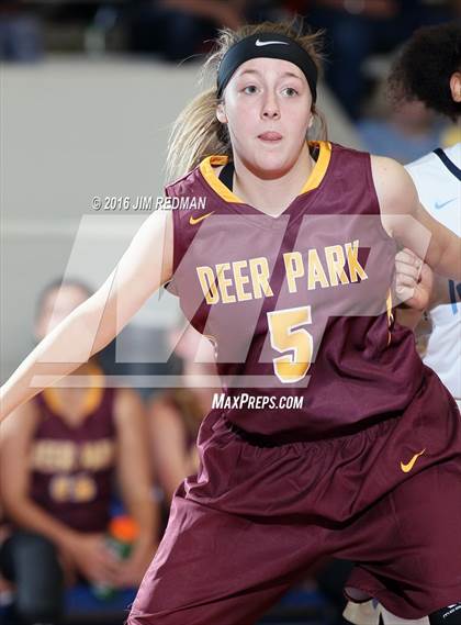 Thumbnail 2 in Sam Rayburn vs. Deer Park (McDonld's Texas Invitational) photogallery.