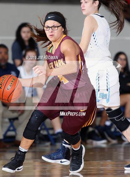 Thumbnail 2 in Sam Rayburn vs. Deer Park (McDonld's Texas Invitational) photogallery.