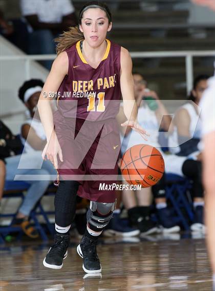 Thumbnail 3 in Sam Rayburn vs. Deer Park (McDonld's Texas Invitational) photogallery.