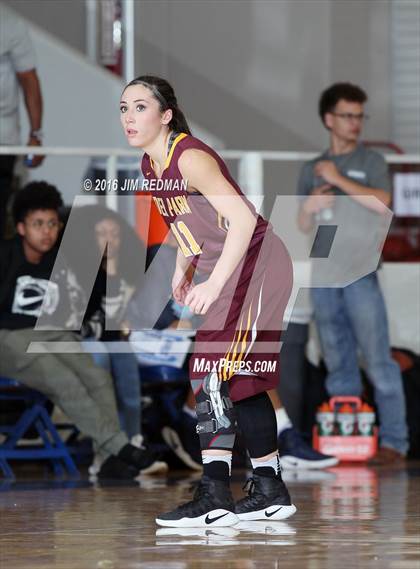 Thumbnail 2 in Sam Rayburn vs. Deer Park (McDonld's Texas Invitational) photogallery.