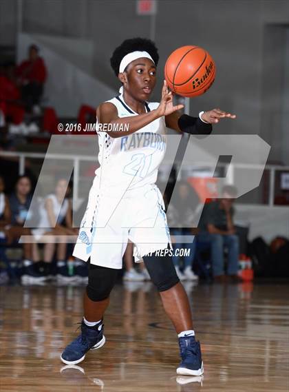 Thumbnail 2 in Sam Rayburn vs. Deer Park (McDonld's Texas Invitational) photogallery.