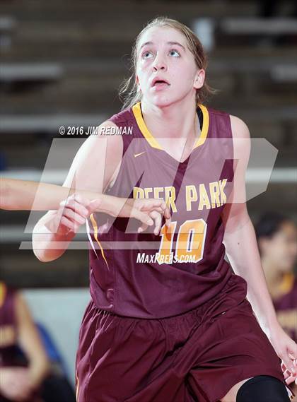Thumbnail 3 in Sam Rayburn vs. Deer Park (McDonld's Texas Invitational) photogallery.