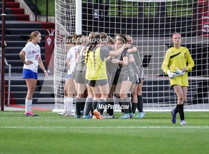 Thumbnail 3 in Buena Vista vs Flatirons Academy (CHSAA 2A Championship) photogallery.