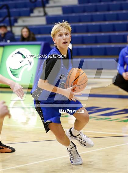 Thumbnail 1 in Fremont @ Ridgeline (Sophomore) photogallery.