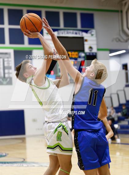 Thumbnail 1 in Fremont @ Ridgeline (Sophomore) photogallery.
