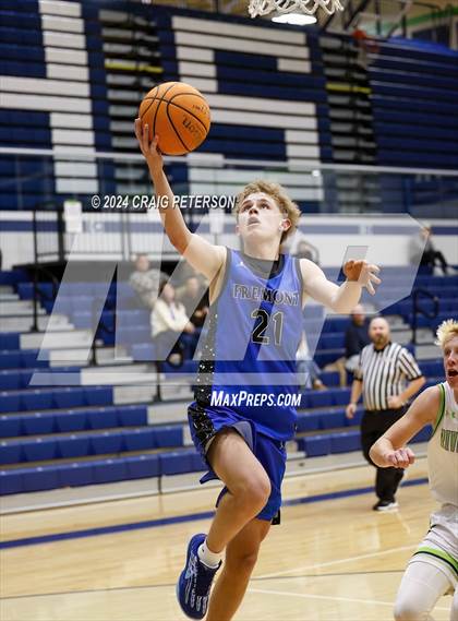 Thumbnail 1 in Fremont @ Ridgeline (Sophomore) photogallery.