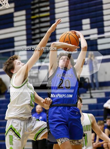 Thumbnail 1 in Fremont @ Ridgeline (Sophomore) photogallery.