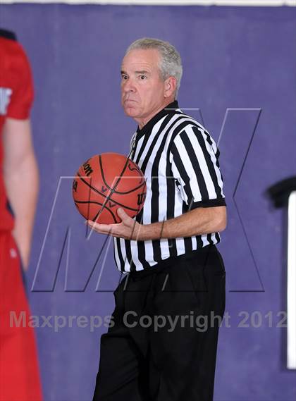 Thumbnail 3 in Pleasant Grove vs. Foothill (St. Hope Elite Hoops Classic) photogallery.