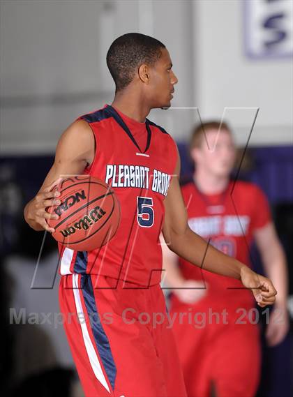 Thumbnail 2 in Pleasant Grove vs. Foothill (St. Hope Elite Hoops Classic) photogallery.