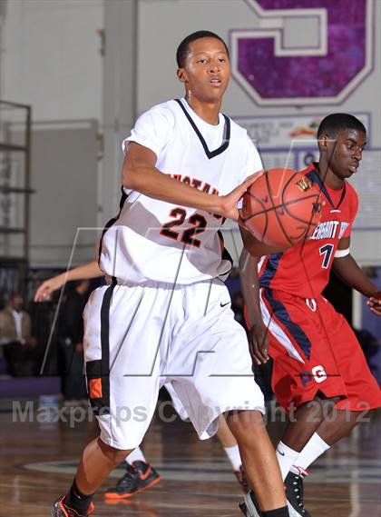Thumbnail 1 in Pleasant Grove vs. Foothill (St. Hope Elite Hoops Classic) photogallery.