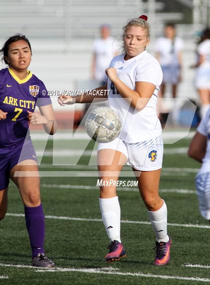 Thumbnail 2 in Arkansas City @ Collegiate photogallery.