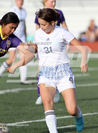 Thumbnail 3 in Arkansas City @ Collegiate photogallery.