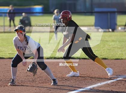 Thumbnail 1 in Rio Linda @ Vista del Lago photogallery.